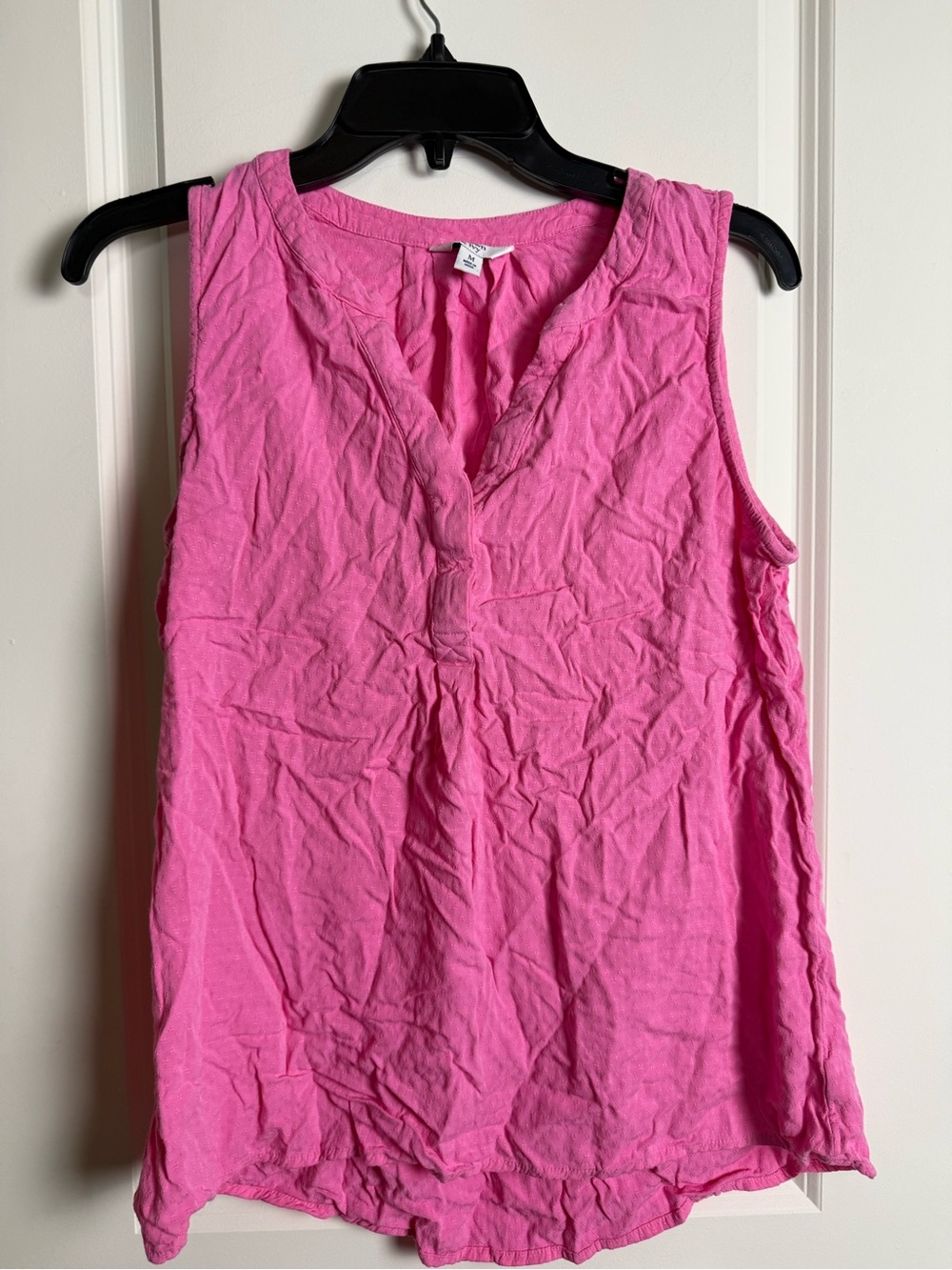 crown & ivy Sleeveless Pink V-Neck Tunic Tank